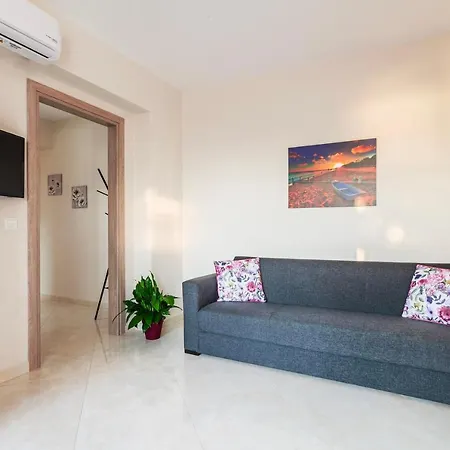 Verga'S Sunset Retreat - Kelly'S Summer Escape דירה *